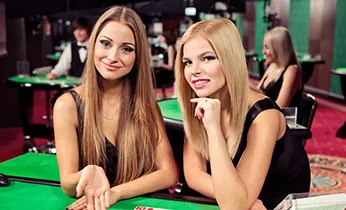 Hình ảnh đa dạng trò chơi tại 69vn20 Casino bao gồm slot, bắn cá và đá gà